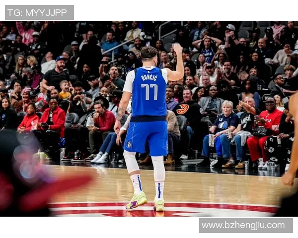 东契奇狂砍73分刷新现役最高分纪录独行侠终结太阳连胜势头